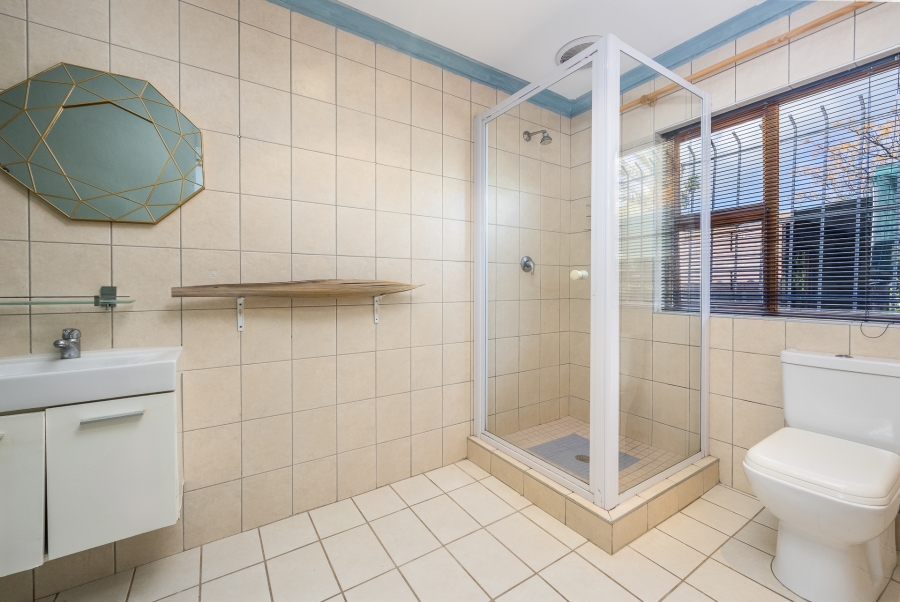 4 Bedroom Property for Sale in Vierlanden Western Cape
